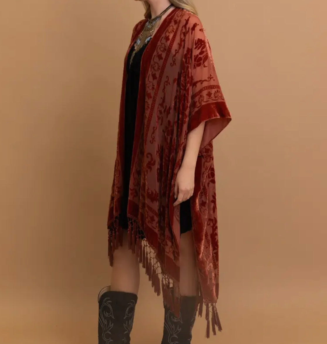 Velvet Mesh Tapestry Tassel Kimono